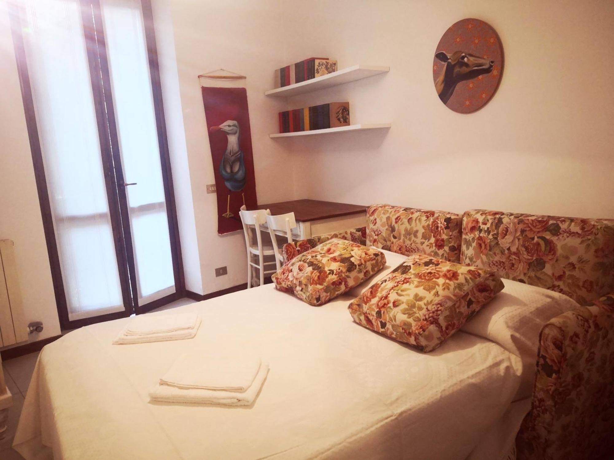 Residenza Esse Villa Angera Exterior foto